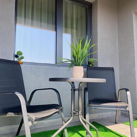 Peacock Apartament- Stefan Building Apartment Navodari Luaran gambar